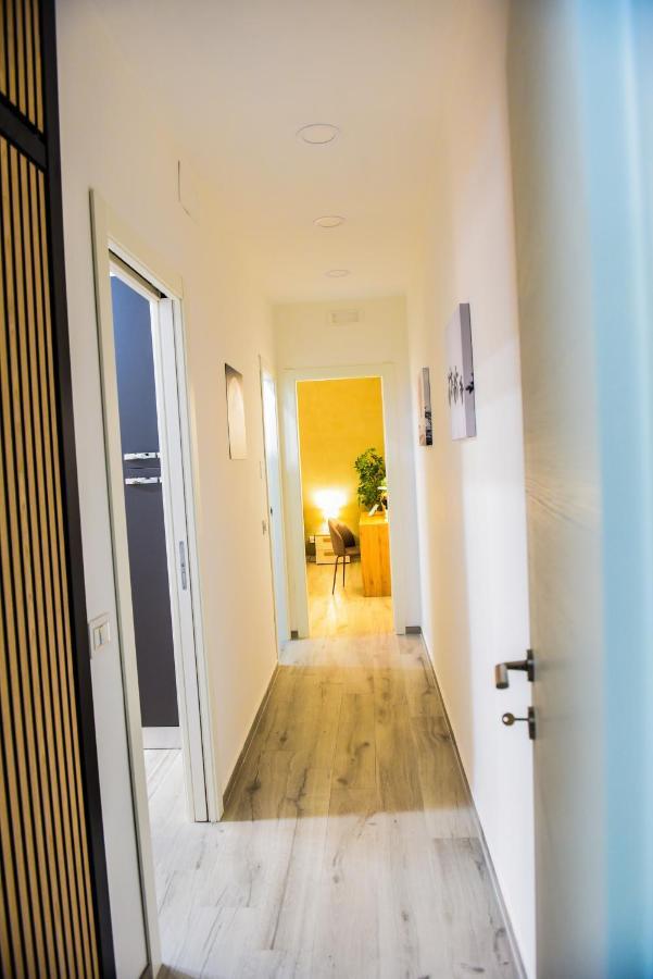Apartament La Via Di Mezzo Katania Zewnętrze zdjęcie