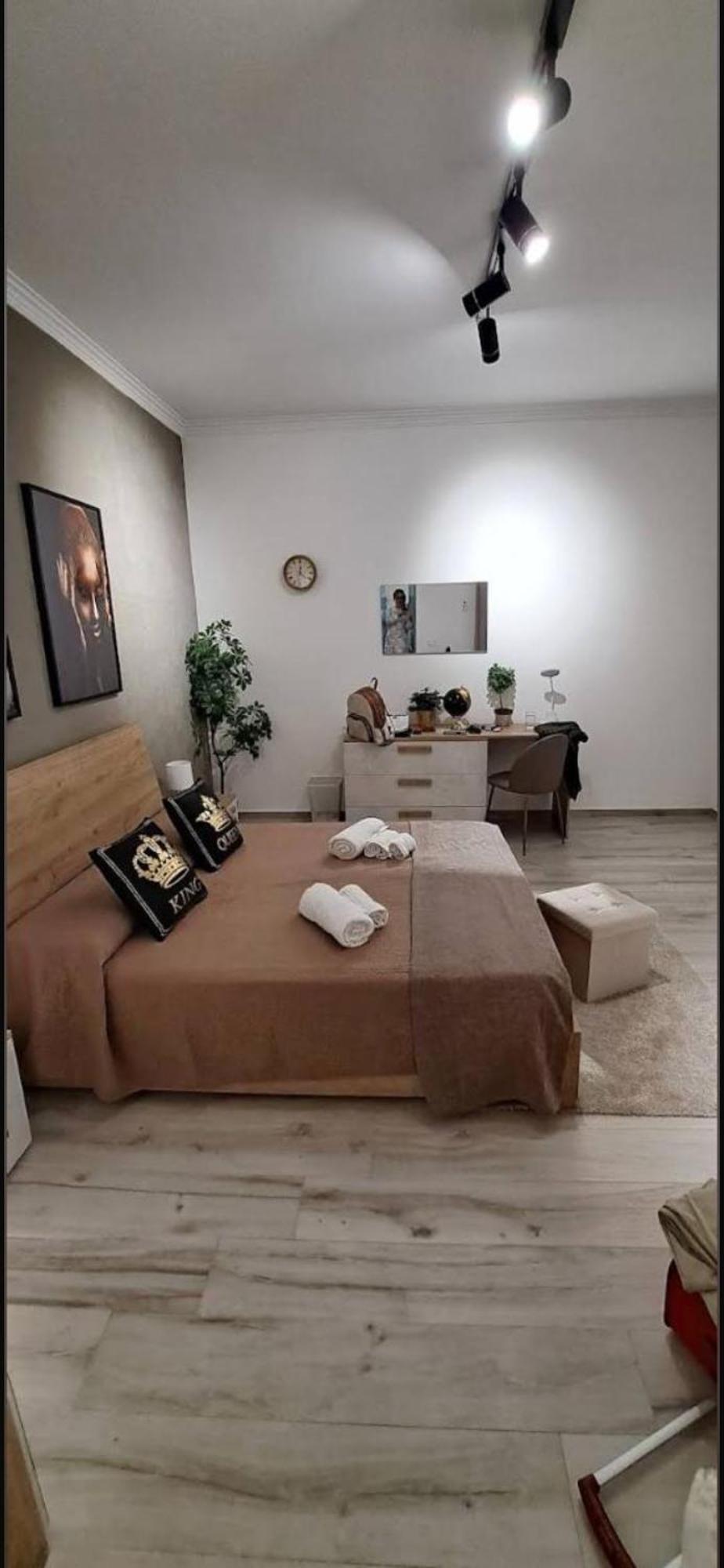 Apartament La Via Di Mezzo Katania Zewnętrze zdjęcie