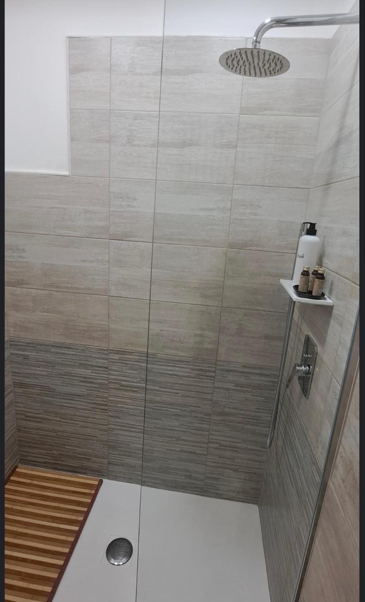 Apartament La Via Di Mezzo Katania Zewnętrze zdjęcie